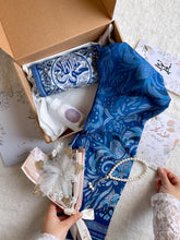 Load image into Gallery viewer, “Ommy Gannaty” Gift Box - Santorini