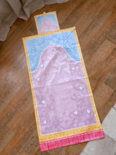 Load image into Gallery viewer, Qatayef قطايف - Pocket Prayer Mat
