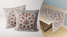 Load image into Gallery viewer, Tahado تهادوا Box - Set of 2 cushion covers + Small Runner⁩ + Azkar⁩
